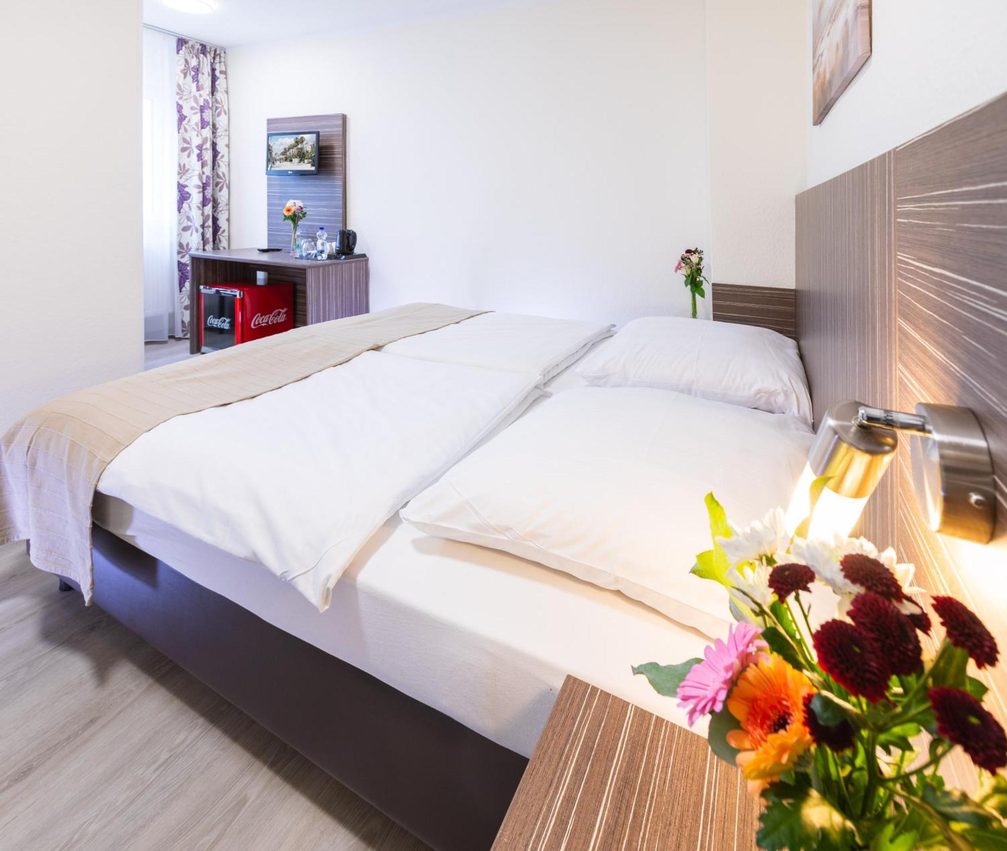Pension Altes Backhaus Herzogenaurach Ngoại thất bức ảnh